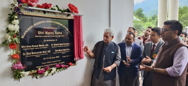 Inaugurates Eklavya Model Residential School; Lays Foundation Stone for a New Tribal Youth Hostel Inaugurates Eklavya Model Residential School; Lays Foundation Stone for a New Tribal Youth Hostel