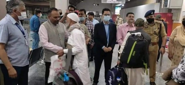 First batch of 145 J&K pilgrims return from Saudi Arabia after performing Hajj 2022 First batch of 145 J&K pilgrims return from Saudi Arabia after performing Hajj 2022