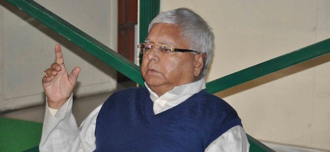 Lalu Prasad hospitalised after falling from stairs