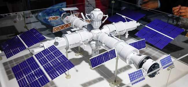 Russia unveils model of new space station Russia unveils model of new space station