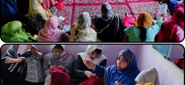 JKRLM teams up with RSETI Budgam to host a one month Training course for SHGs JKRLM teams up with RSETI Budgam to host a one month Training course for SHGs