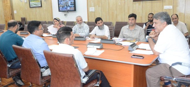 Dr Samoon reviews settlement of audit paras of SDD Dr Samoon reviews settlement of audit paras of SDD