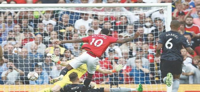 Antony scores on debut as United end Arsenal’s perfect start
