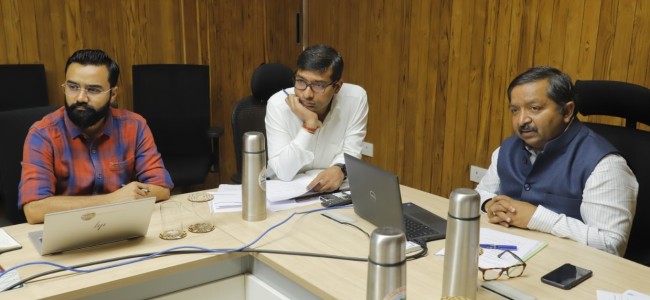 Dheeraj Gupta reviews progress on electric bus project Dheeraj Gupta reviews progress on electric bus project