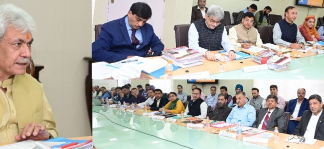 Dr Mangala Rai-led Apex Committee for holistic development of Agriculture & allied sectors in the UT presents Report to the Lt Governor Dr Mangala Rai-led Apex Committee for holistic development of Agriculture & allied sectors in the UT presents Report to the Lt Governor