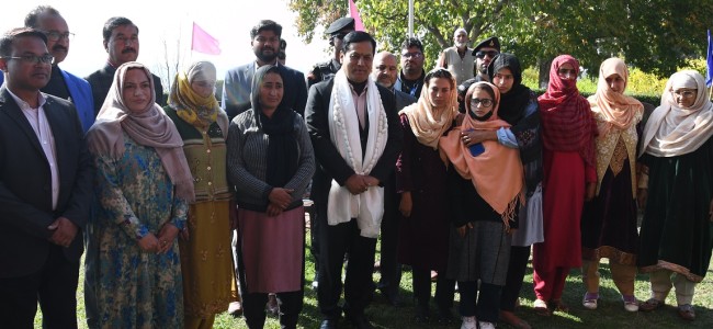 Union Minister Sonowal inaugurates Ayush Utsav, one-day seminar on Bridging the Gaps in Health Care Union Minister Sonowal inaugurates Ayush Utsav, one-day seminar on Bridging the Gaps in Health Care