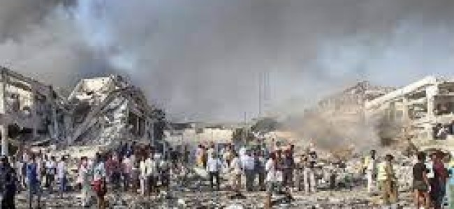100 killed, 300 injured in Somalia twin blasts 100 killed, 300 injured in Somalia twin blasts