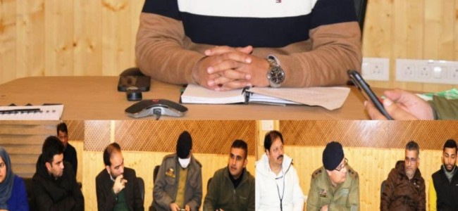 Several Transport Unions of City call on DC Srinagar to resolve issues Several Transport Unions of City call on DC Srinagar to resolve issues