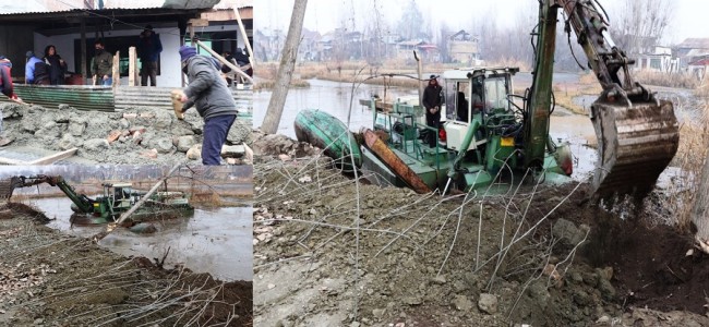 LCMA demolishes illegal constructions in various Srinagar areas