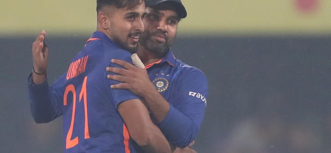 Umran Malik Clocks 156 Kph In 1st ODI Against SL, Betters Record As India’s Fastest Bowler Umran Malik Clocks 156 Kph In 1st ODI Against SL, Betters Record As India’s Fastest Bowler