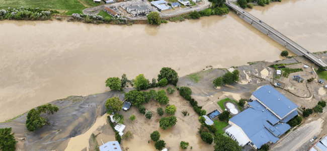 Survivors plucked from rooftops as New Zealand cyclone kills four Survivors plucked from rooftops as New Zealand cyclone kills four