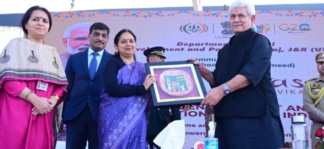 Lt Governor inaugurates SARAS Aajeevika Mela in Jammu Lt Governor inaugurates SARAS Aajeevika Mela in Jammu