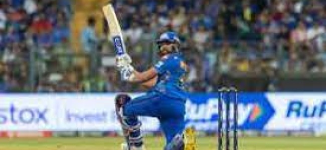 Buoyed Titans aim to nudge ahead in playoff race Buoyed Titans aim to nudge ahead in playoff race