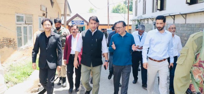 DC Srinagar visits IMHANS: Finalises Action plan for establishment of Addiction Treatment Facility