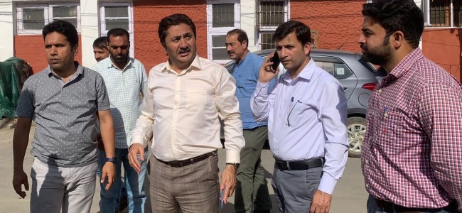 Director Estates inspects works on residential complexes Director Estates inspects works on residential complexes