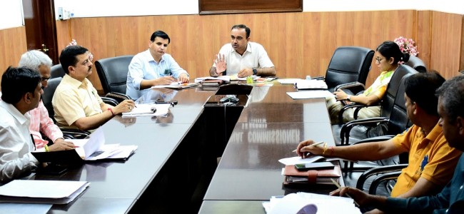 Div Com Jammu reviews land issues of Industries department Div Com Jammu reviews land issues of Industries department