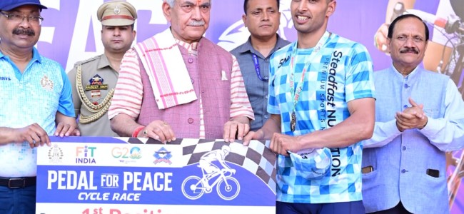 Lt Governor attends ‘Pedal for Peace’ Award Ceremony at Srinagar