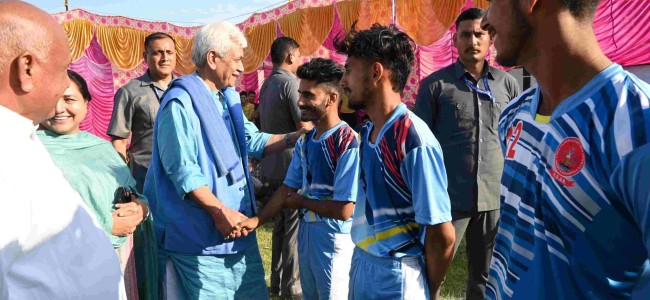 Lt Governor visits Akhnoor, addresses public function at Garkhal Panchayat Lt Governor visits Akhnoor, addresses public function at Garkhal Panchayat