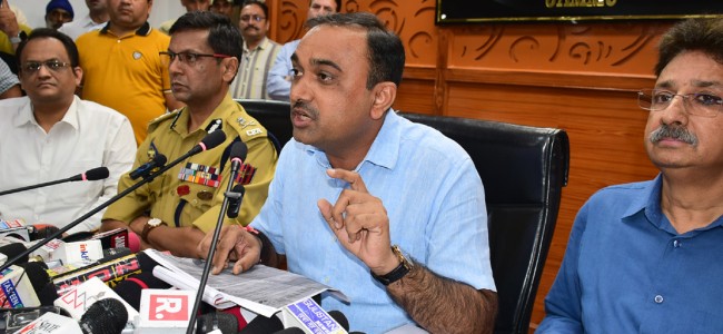 Govt keen to address public concerns on Smart Meters, Toll Plaza issues: Div Com Jammu Govt keen to address public concerns on Smart Meters, Toll Plaza issues: Div Com Jammu