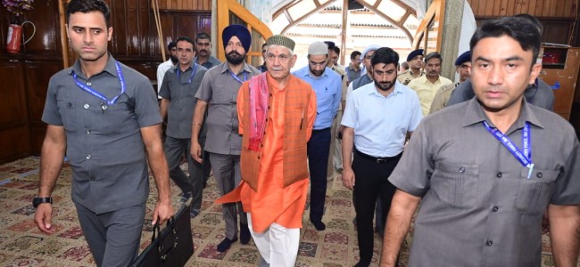 Lt Governor pays obeisance at Charar-e-Sharief shrine Lt Governor pays obeisance at Charar-e-Sharief shrine