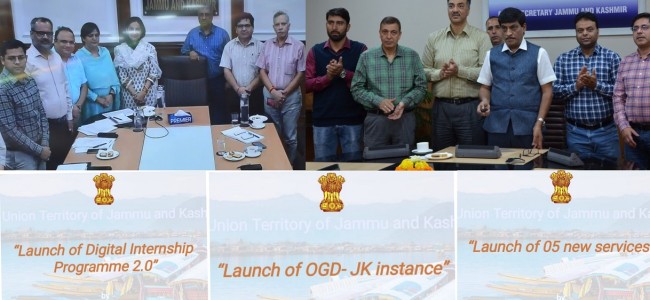 Chief Secretary reviews the progress of IT initiatives Chief Secretary reviews the progress of IT initiatives