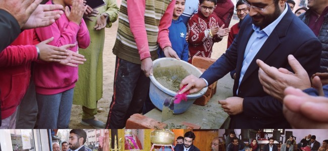 DC Budgam lays foundation stone for Children’s Park & Public Park at Pandit Colony, Sheikhpora DC Budgam lays foundation stone for Children’s Park & Public Park at Pandit Colony, Sheikhpora