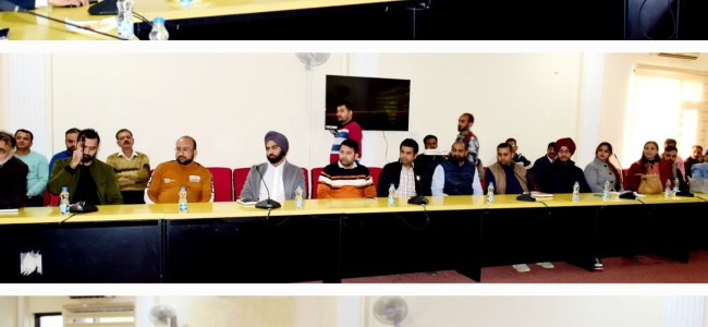 Saurabh Bhagat addresses Business Opportunity Seminar for Rooftop Solar Power Plants Saurabh Bhagat addresses Business Opportunity Seminar for Rooftop Solar Power Plants