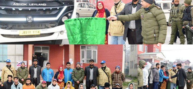 DC Ganderbal flags-off Students for 14th Senior National Softball Cricket Championship