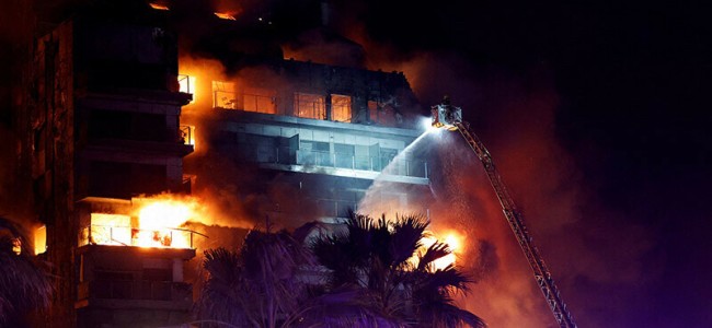 4 killed, up to 15 missing in apartment fire in Spain