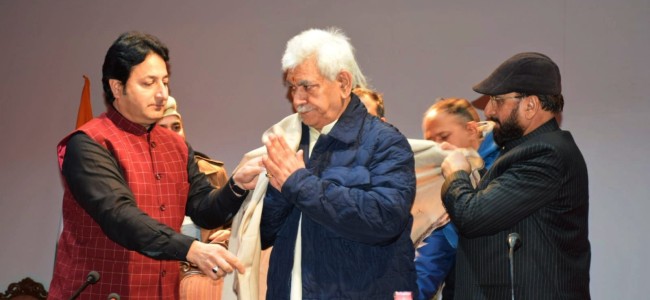 Lt Governor interacts with 160-member delegation of Pahari Community from Kashmir Division at Srinagar Lt Governor interacts with 160-member delegation of Pahari Community from Kashmir Division at Srinagar