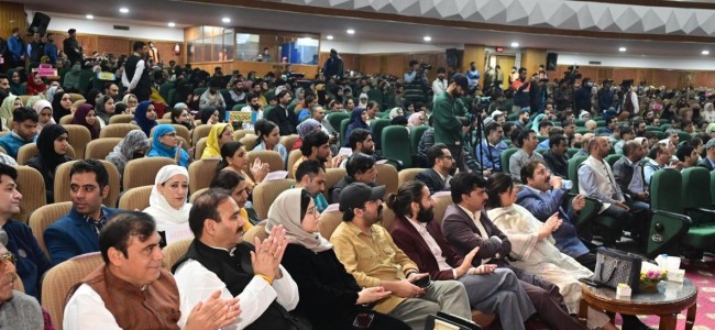 Lt Governor attends Opera on Lal Ded “Lal Ba Drayas”, conceptualised by Vandana Daftari, at Kashmir University Lt Governor attends Opera on Lal Ded “Lal Ba Drayas”, conceptualised by Vandana Daftari, at Kashmir University
